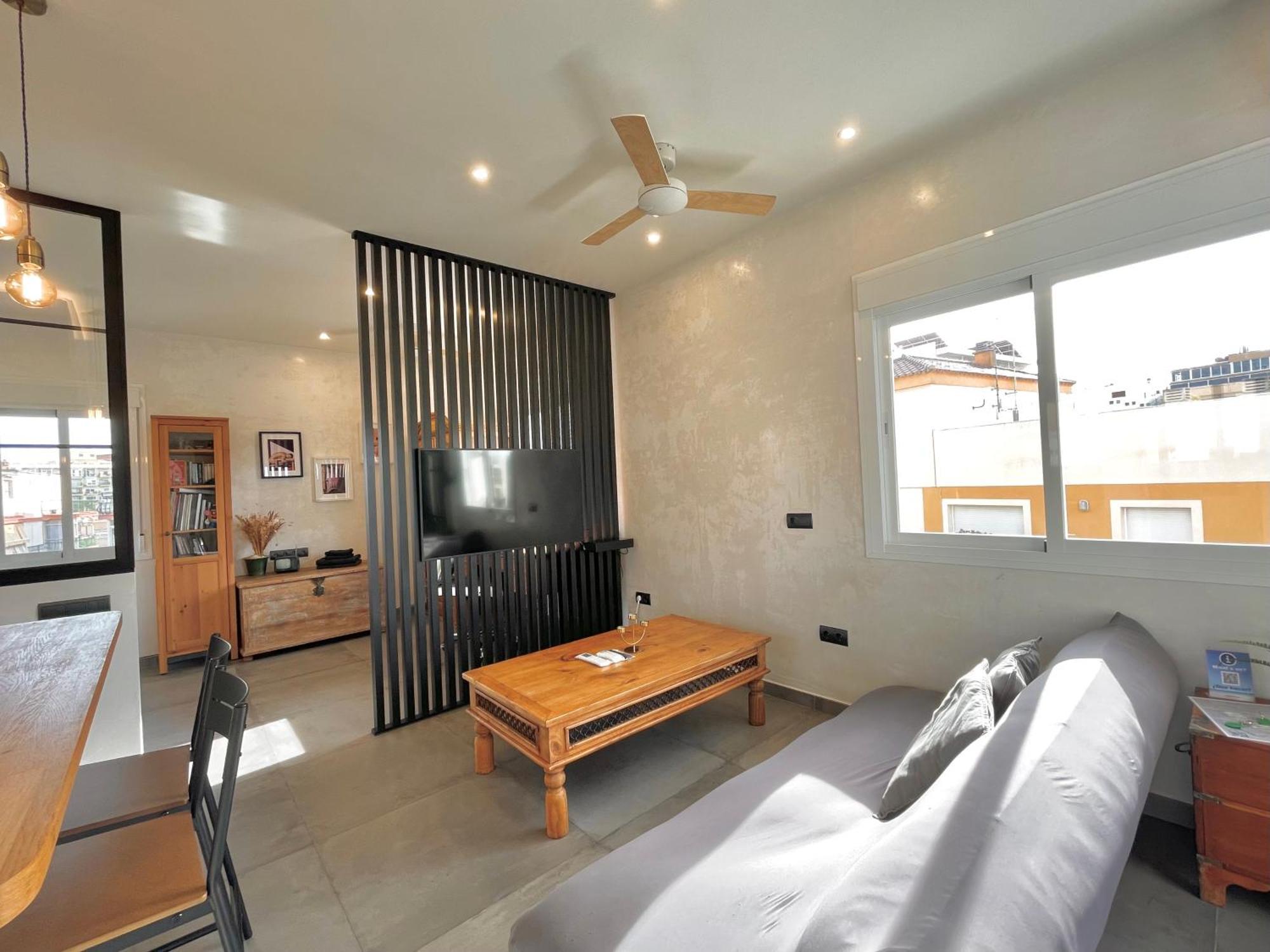 Lafrenchtouch - Moderno Y Centrico En Torremolinos Apartment Luaran gambar