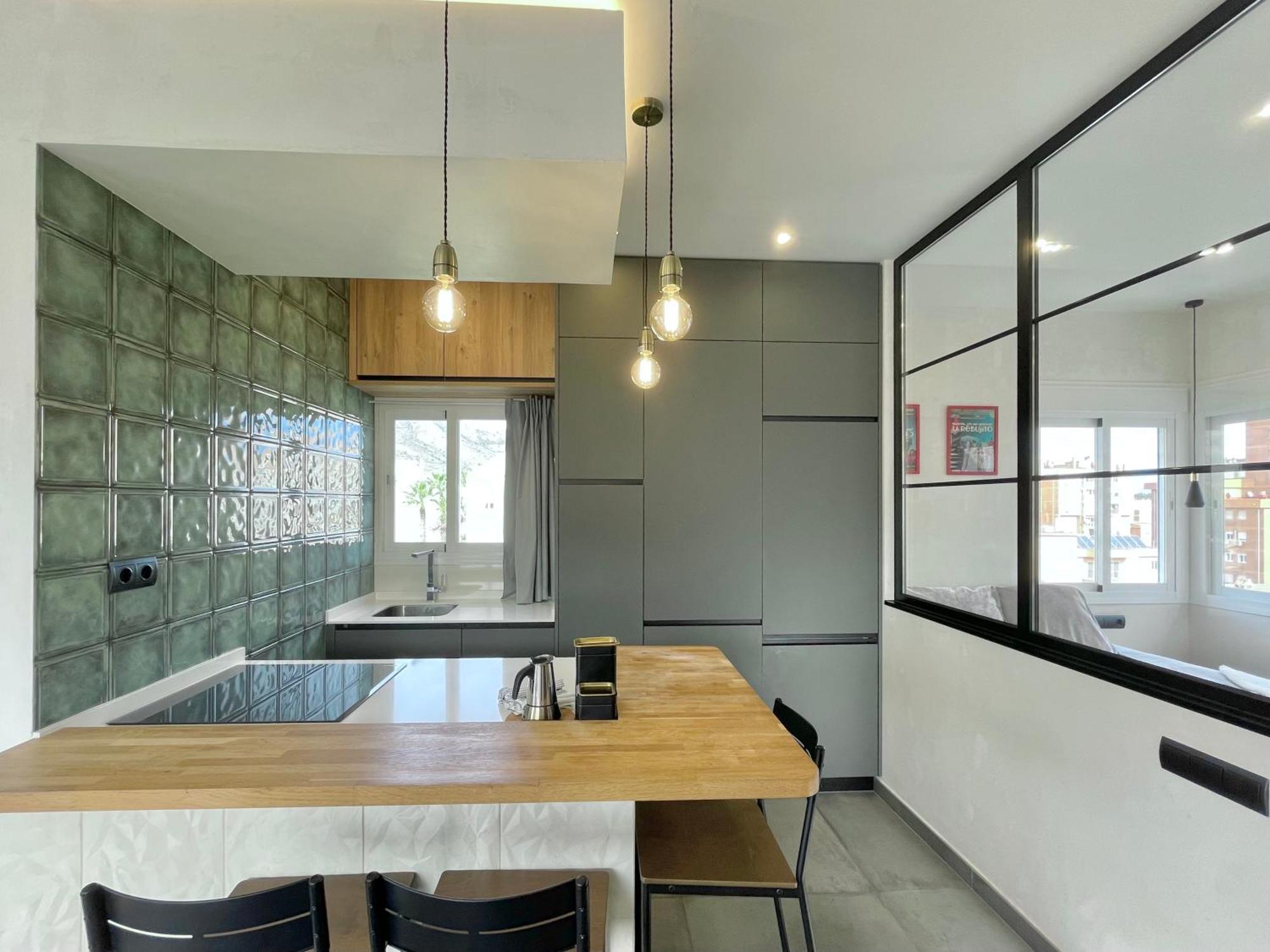 Lafrenchtouch - Moderno Y Centrico En Torremolinos Apartment Luaran gambar